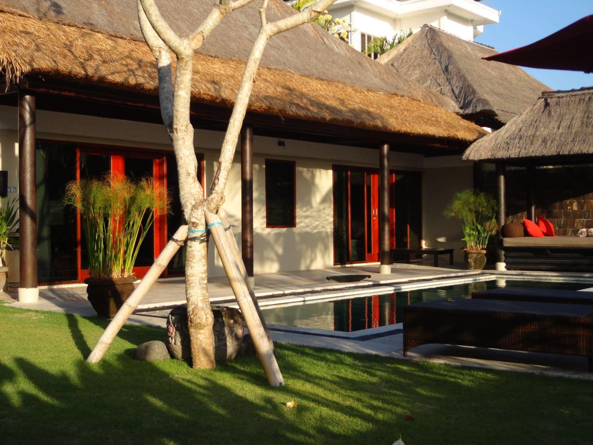 Hillstone Uluwatu Villa Ungasan Exterior foto
